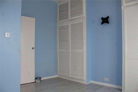 Selhurst Road, London, London, SE25 - Photo 2