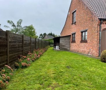 Alleenstaande villa met 4 slaapkamers en tuin. - Photo 6