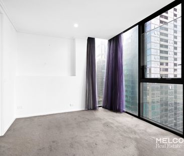 MODENLY RENOVATED LARGE TWO BEDROOM IN SOUTHBANK – UNFURNISHED - Photo 4