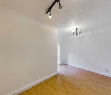 2 bedroom terraced house to rent - Photo 3