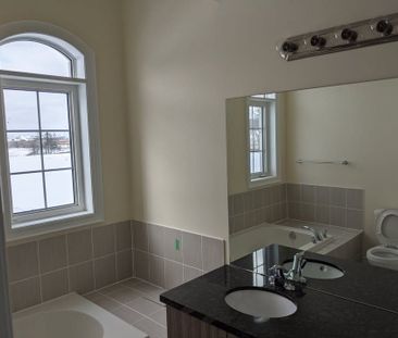 For Lease - 368 Kirkham Drive Unit# Upper, Markham, Ontario - Photo 3