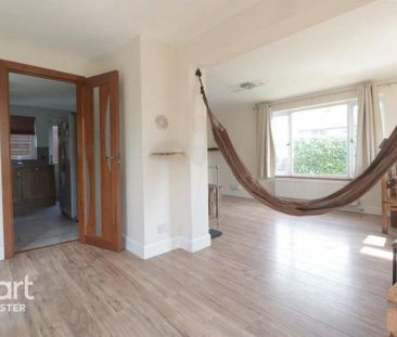 3 bedroom detached house to rent - Photo 5