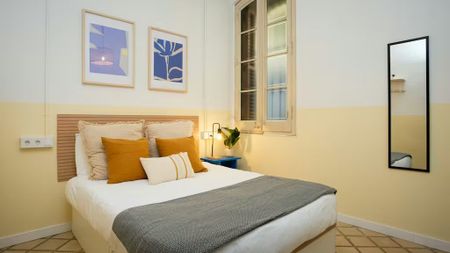 Carrer de Betlem, Barcelona, Catalonia 08012 - Photo 5