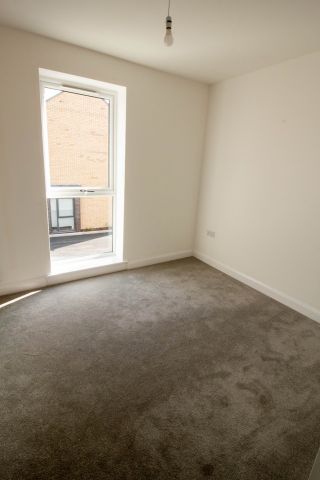 2 Bed Flat, Rowton Lane, B5 - Photo 3