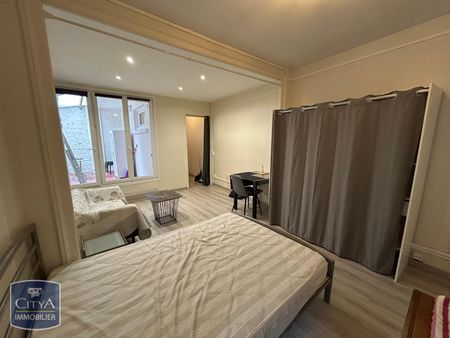 Location Appartement 1 pièce 27m² LILLE 59000 - Photo 3