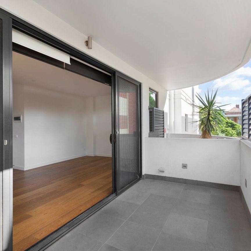 3/10 Ellesmere Road, Windsor - Photo 1