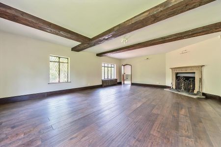 5 bedroom detached house to rent - Photo 2