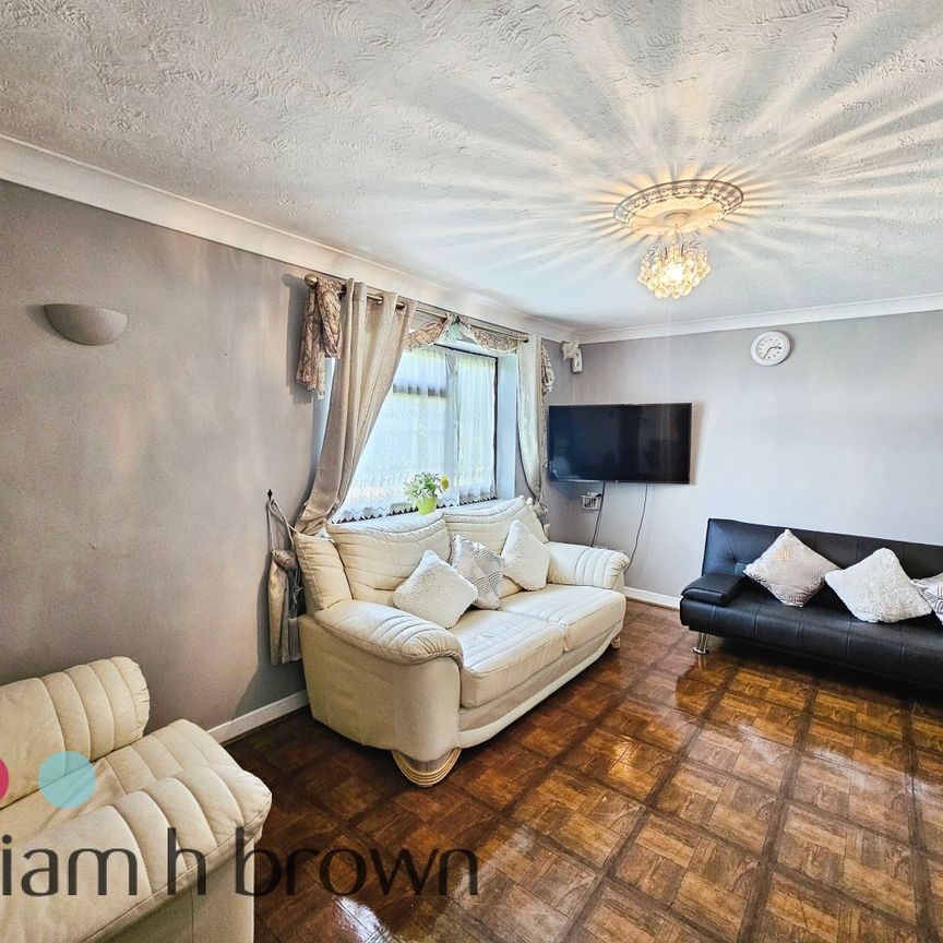 Galleywood Road, Chelmsford, Great Baddow - Photo 1
