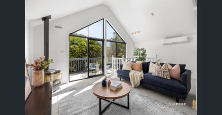 Where Lifestyle, Privacy & Comfort Align - Photo 2