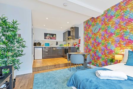 Studio Flat, Holcombe House, BN2 - Photo 2