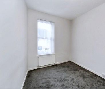 3 bed upper flat to rent in NE4 - Photo 4