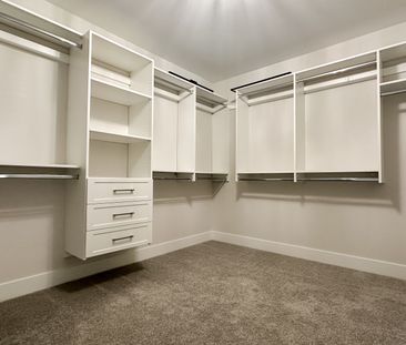 Beautifully Designed 4 Bed Home In Maple Ridge With Double Garage &... - Photo 5
