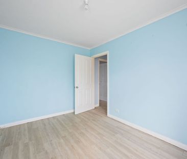 Family Home in George Town - Photo 2