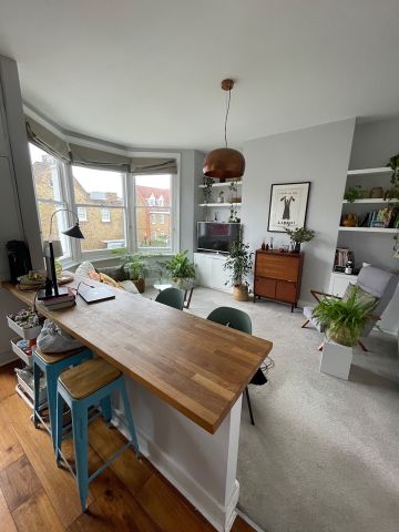 2 Bed Flat, Stapleton Hall Road, N4 - Photo 2