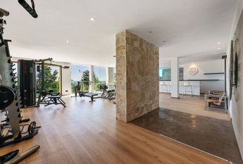 9 bedroom luxury Villa for rent in Marbella, Andalusia