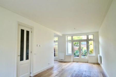 Professor Van der Waalsstraat 60 - Photo 2