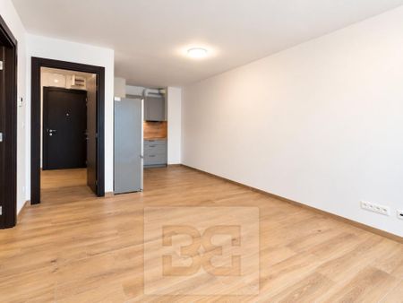 Pronájem bytu 2+kk 55 m2 - Fotografie 4