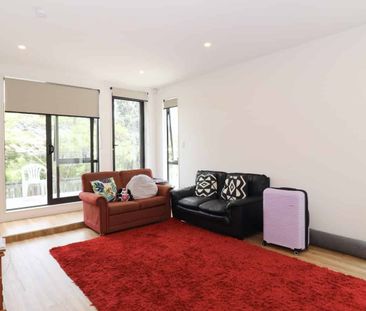 Two bedroom townhouse at Henderson - Photo 3