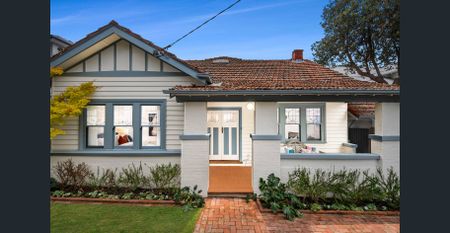 CALIFORNIAN BUNGALOW DELIGHT - Photo 5