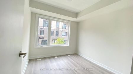 Condo Townhouse For Lease | W9264021 - Photo 5