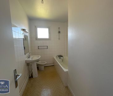 Location Appartement 5 pièces 109m² LIMOGES 87000 - Photo 4