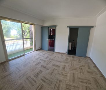 Appartement F1 loué vide - Villeneuve Loubet - Photo 3