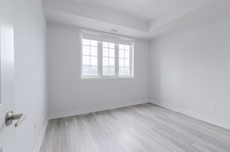 For Lease - 80 Aspen Springs Drive Unit# 210, Clarington, Ontario - Photo 2