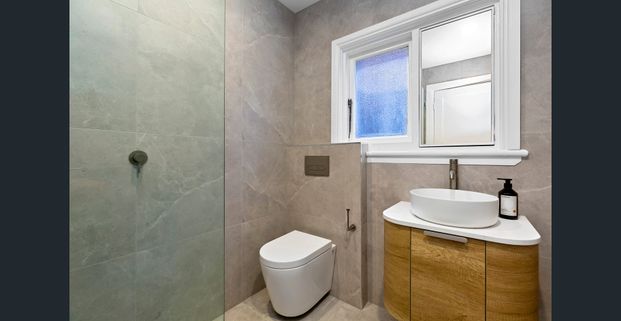 1/25 Larnook Street, Prahran, Vic 3181 - Photo 1