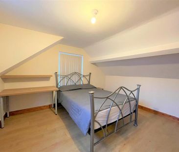 4 bedroom house to rent - Photo 3