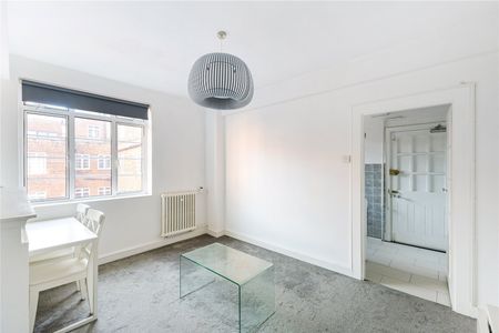 Latymer Court, Hammersmith, W6 flat to rent - Photo 2