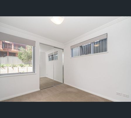 1/28 Hampton Street, Burswood, WA 6100 - Photo 1