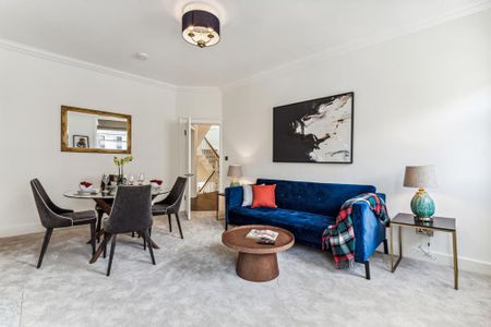 4 bedroom flat to rent - Photo 2