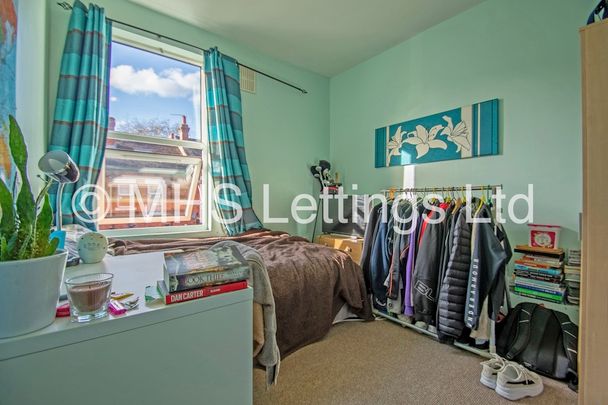 162 Ash Road, Leeds, LS6 3HD - Photo 1