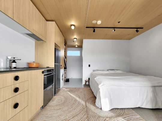 Welcome to apartment 409 in Vedado Apartments - Photo 1