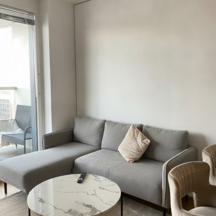 Modernes Wohnen im Marina Tower – 2-Zimmer-WG mit Loggia und direkter U2-Anbindung - Foto 1
