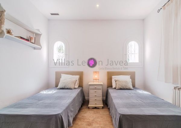 4 room luxury Villa for rent in Javea, Spain