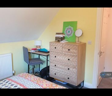 2 bedroom flat to rent - Photo 4