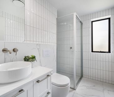 Furnished 3 Bed Unit with Stunning Views - Photo 4