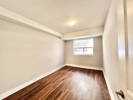 For Lease - 9 Thirty Third Street Unit# 106, Toronto, Ontario - Photo 5
