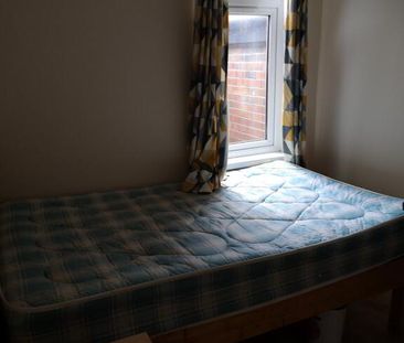 46 Palestine Street, Belfast, BT7 1QJ - Photo 3