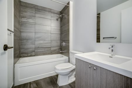 For Lease - 50 George Butchart Drive Unit# 502, Toronto, Ontario - Photo 2