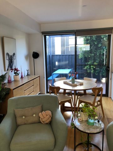 West Footscray - Photo 2