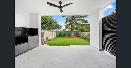 Contemporary Luxury Living - Photo 4