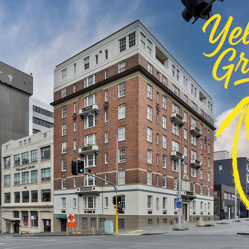 SMART CENTRAL CITY APARTMENT - HAMPTON COURT - Photo 1