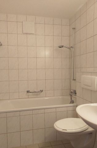 Geräumige Wohnung im Rheinquartier - Photo 5