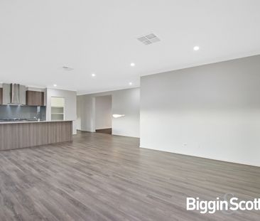 Quality Family Home In Placid Community. - Photo 3