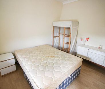 4 bedroom apartment to rent - Photo 6