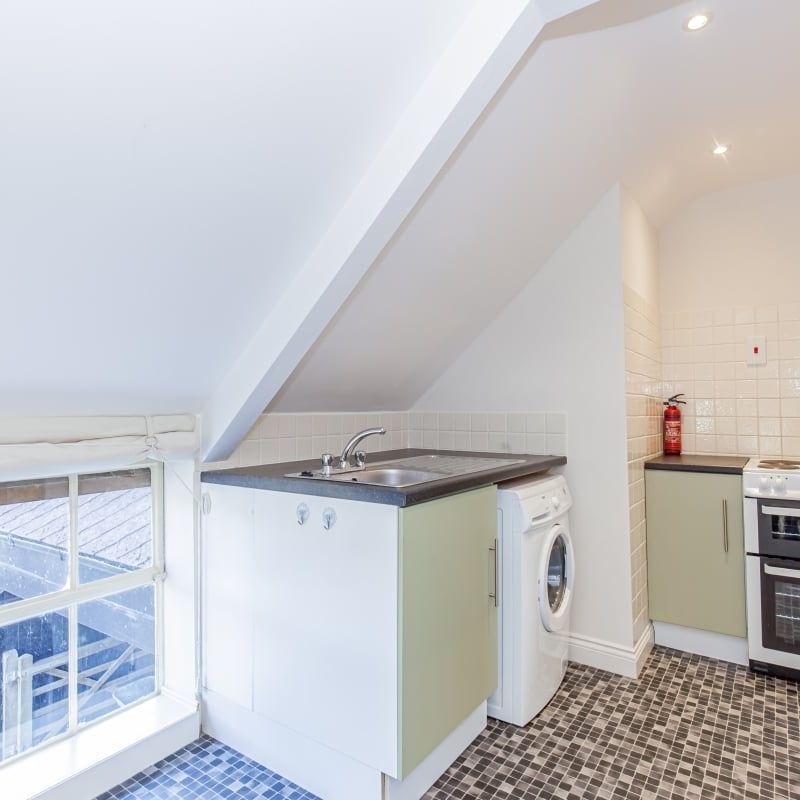 Southfields, Blakesley - Photo 1