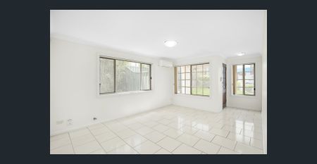 Modern Comfort Meets Low Maintenance Lifestyle - Photo 2