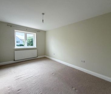 4 bedroom detached house to rent - Photo 5